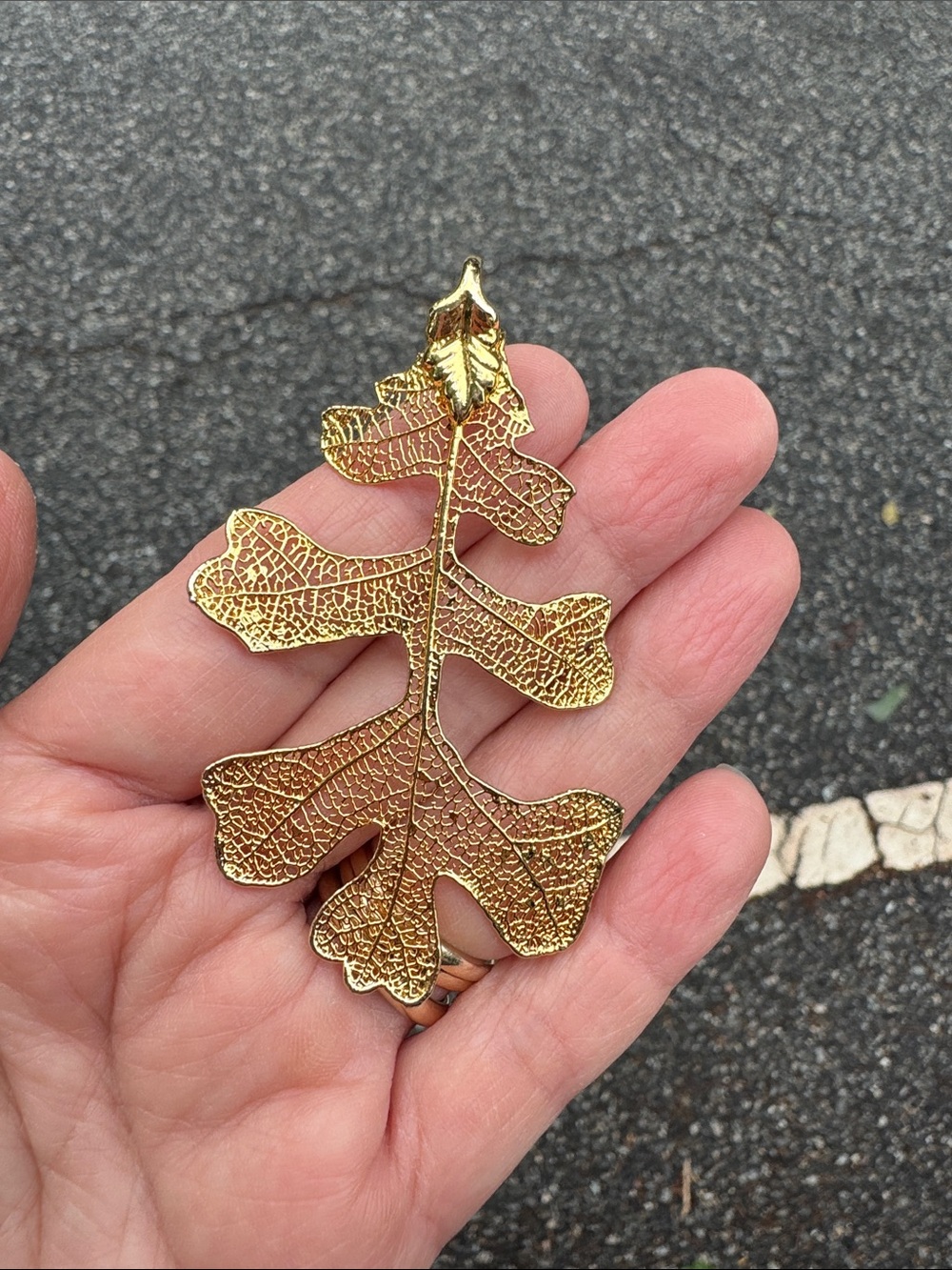 Gold Leaf Pendant Brooch - Women Jewelry
